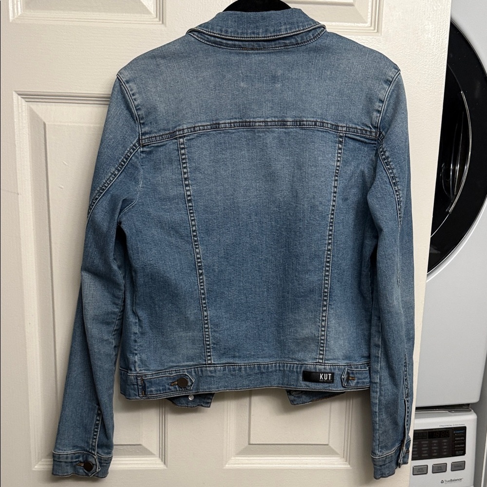 Kut from the Kloth Helena Blue Denim Jacket - Picture 2 of 4